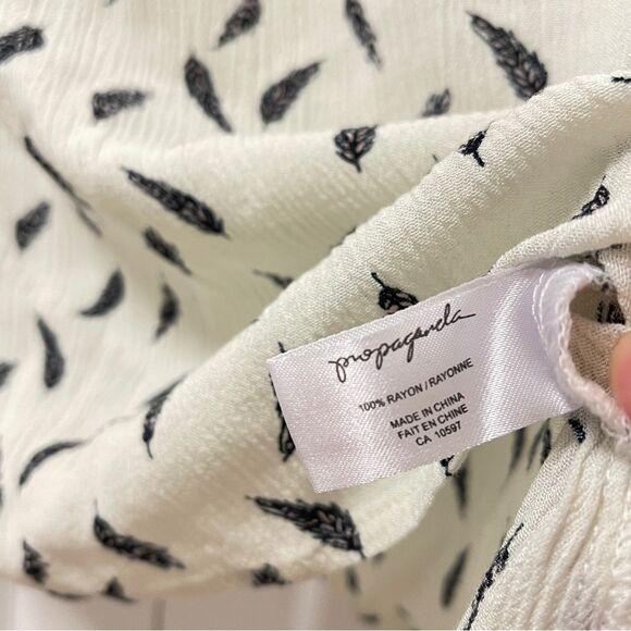 Propaganda Off-the-Shoulder Blouse Ivory Black Leaf Pattern - S - Picture 6 of 11